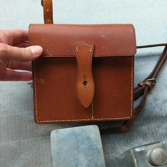 Vintage Sandwich case and  Saddle Canteen 1950's - Picture 1 of 11